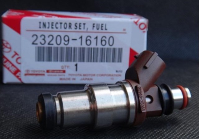 Форсунка паливна 2325079095 TOYOTA