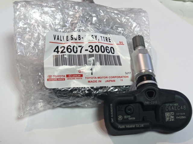 Датчик тиску повітря в шинах 4260730060 TOYOTA