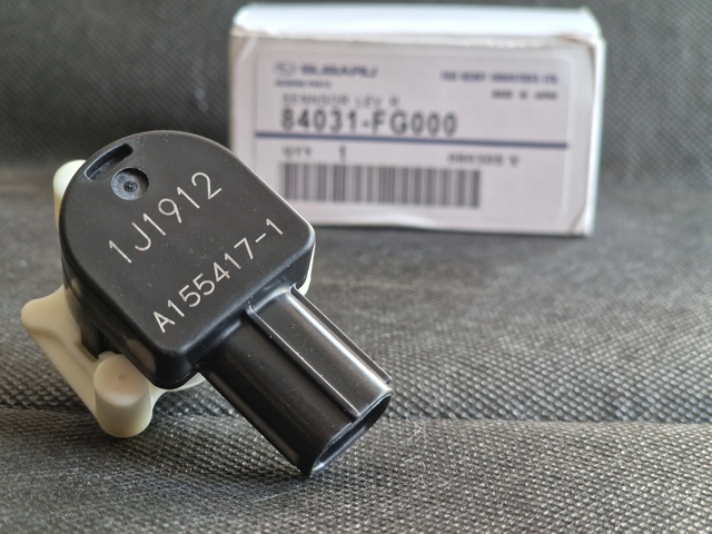 Регулятор положення кузова задньої підвіски 84031FG000 SUBARU