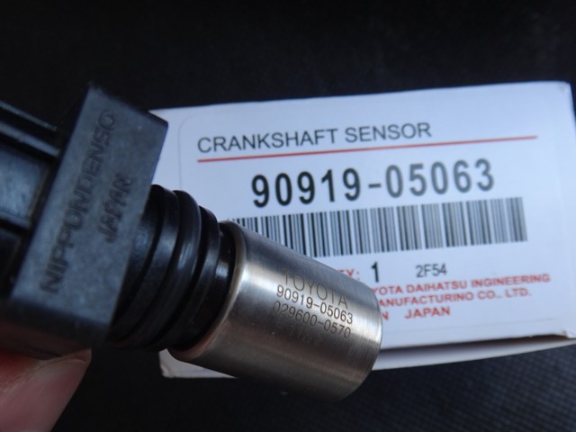 Датчик частоти обертання Toyota Auris UKP