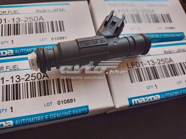Форсунка дизельна в зборі, розпилювач + тримач LF0113250A MAZDA
