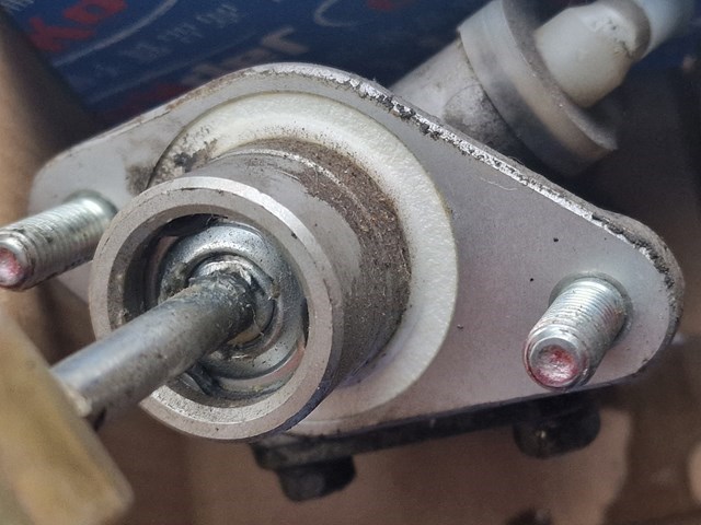 ГЦЗ MN101605 MITSUBISHI