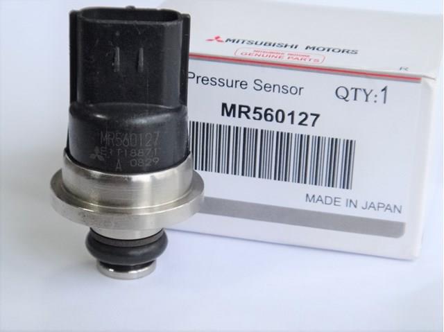 Датчик давления топлива (mitsubishi mr560127) MR560127
