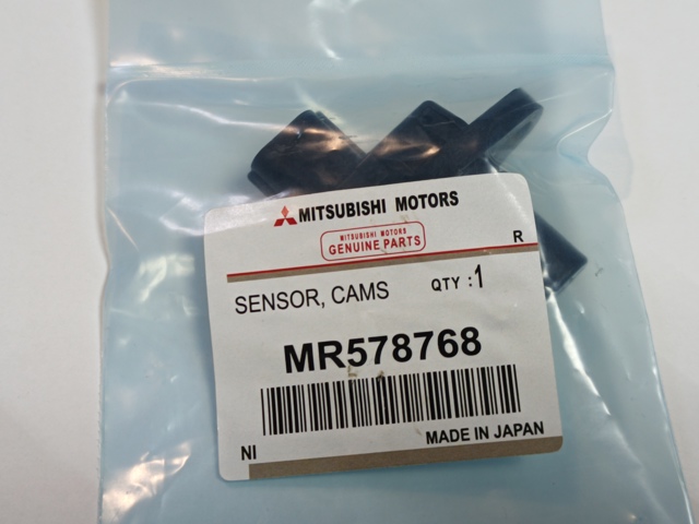 Датчик положення распредвалу MR578768 MITSUBISHI