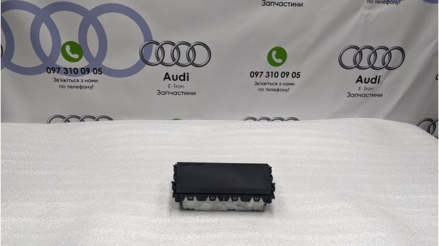 Дисплей бортового комп'ютера 4KE919603 VAG