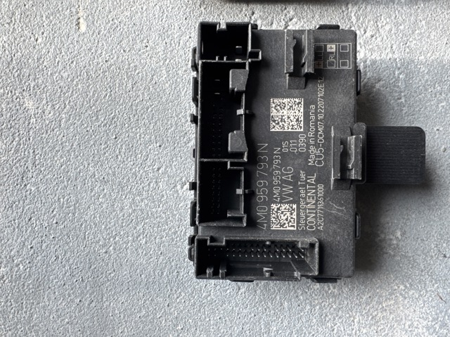 Блок комфорту передніх дверей 4M0959793N VAG