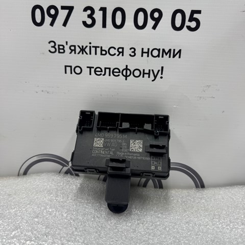 Блок комфорту задніх дверей 4M0959795M VAG