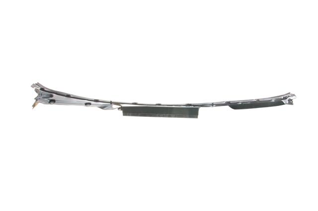 Решітка склоочисників 51717203124 BMW