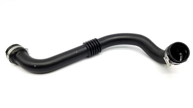Шланг/патрубок інтеркуллера 8200658187 RENAULT