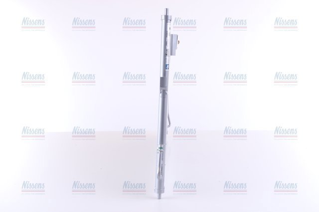 Радіатор кондиціонера 94907 NISSENS