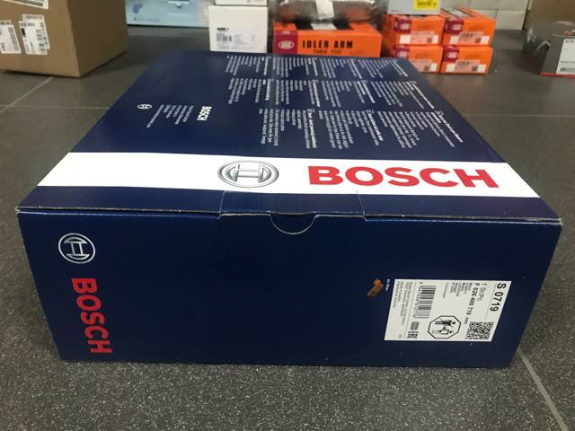 Автомобільний фільтр повітря F026400719 BOSCH