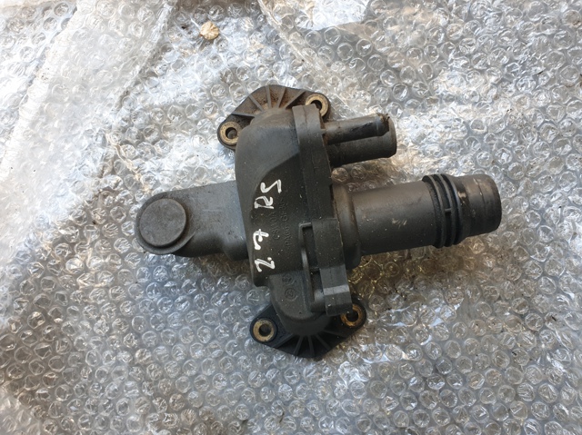 Корпус термостата в зборі 1357091 LAND ROVER