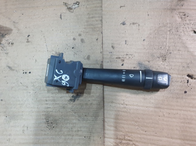 Перемикач підрульовий, правий 31268579 VOLVO