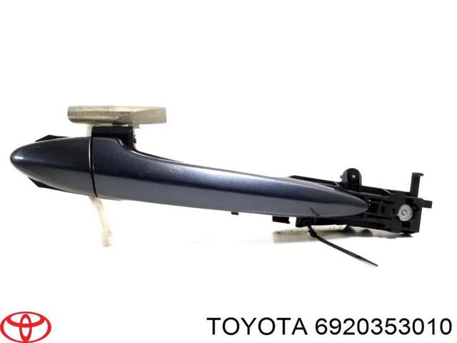 Тримач зовнішньої ручки дверей, задніх правих 6920353010 TOYOTA