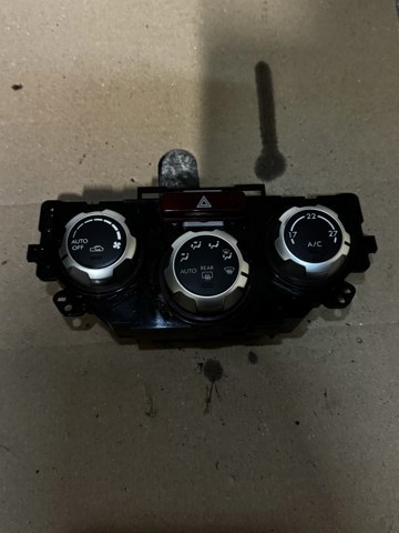 Блок управління кондиціонером 72311SC060 SUBARU