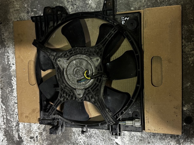 Дифузор (кожух) радіатора кондиціонера 73313FE050 SUBARU