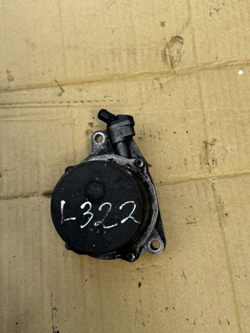 Насос вакуумний 8510299 LAND ROVER
