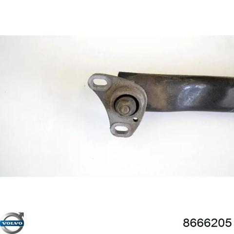 Кронштейн верхнього стабілізатора (розпірки) 8666205 VOLVO