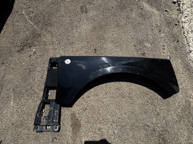Переднє праве крило ASB760061 LAND ROVER