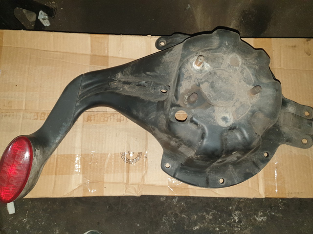 Тримач запасного колеса BHU490010 LAND ROVER