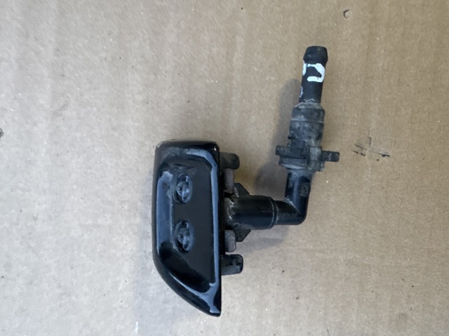 Сопло омивача фари передньої, лівої DNJ500170 LAND ROVER