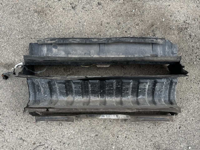 повітропровід радіатора DXJ500070 LAND ROVER