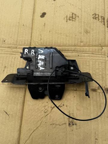 Замок п'ятих дверей FUG500040 LAND ROVER