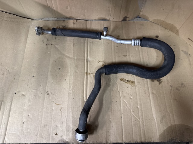 Трубопроводи JUF000366 LAND ROVER