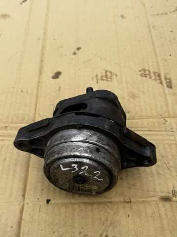 Ліва подушка двигуна KKB500480 LAND ROVER