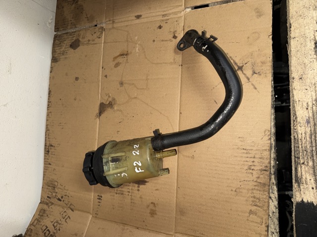 Бачок насоса ГПР LR000578 LAND ROVER