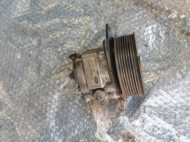 Насос гідропідсилювача керма (ГПК) LR009774 LAND ROVER