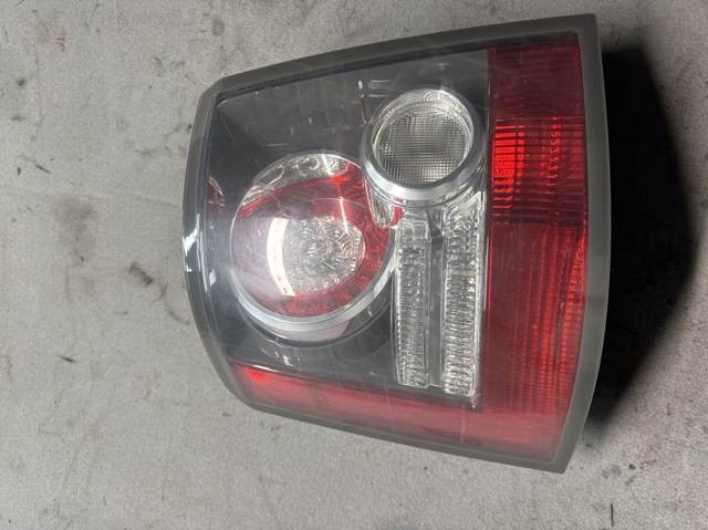 Ліхтар задній лівий LR015290 LAND ROVER