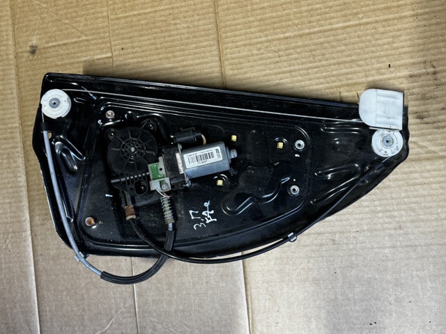 Механізм склопідйомника двері задньої, правої LR032028 LAND ROVER