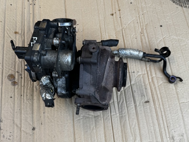 Турбонаддув LR038322 LAND ROVER