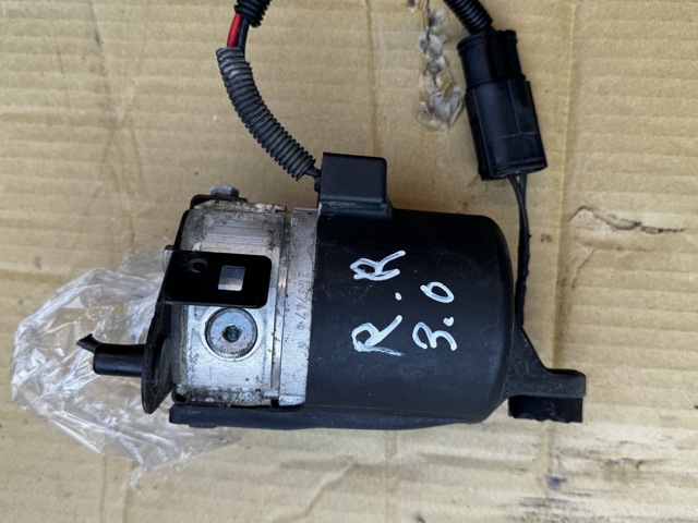 Насос АБС (ABS) головного гальмівного циліндра SRM000020 LAND ROVER