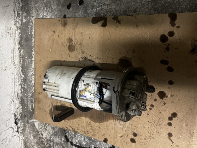 Електробензонасос WQB000020 LAND ROVER