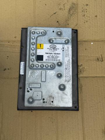Підсилювач звуку аудіосистеми XQK500105 LAND ROVER