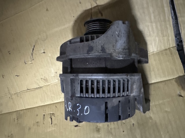 Авто генератор YLE500180 LAND ROVER