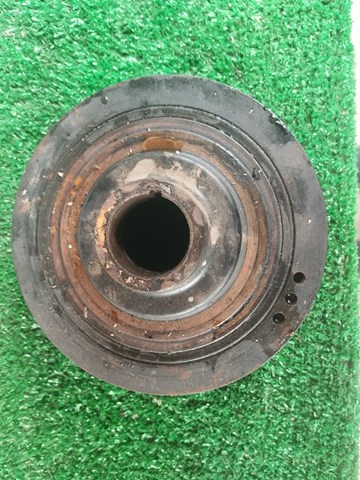 Демпферний шків колінвала 1104A013 MITSUBISHI