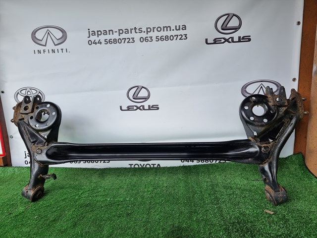 Механізм управління задньої осі 4210112171 TOYOTA