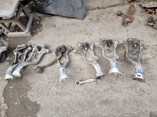 Цапфа поворотна ліва 4320259075 TOYOTA
