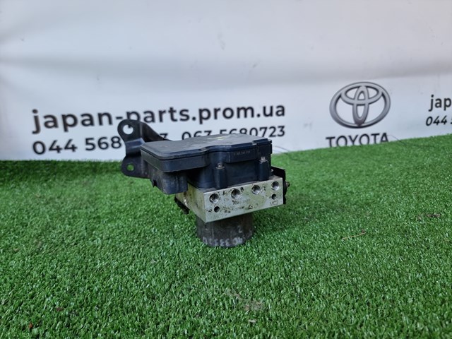 Блок АБС гідравлічний 4454033380 TOYOTA