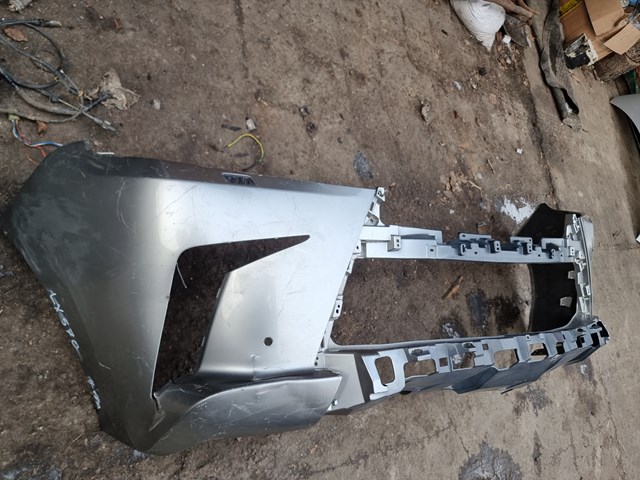 Бампер передній в зборі 521196B973 TOYOTA