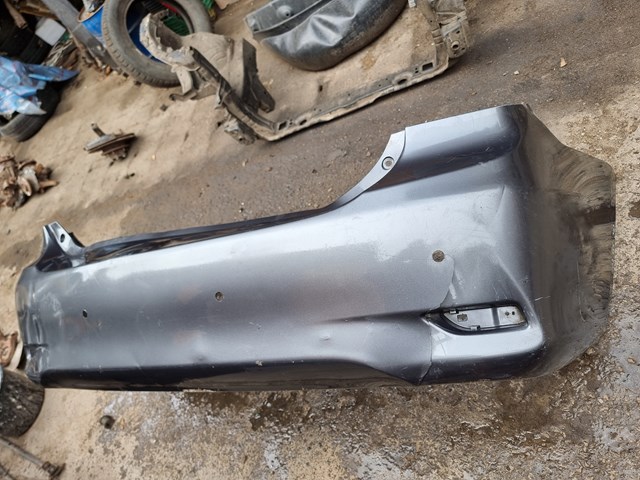 Бампер задній 5215912941 TOYOTA