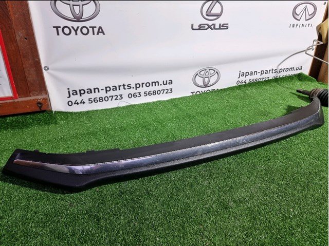 Обвіс переднього бампера 5271142040 TOYOTA