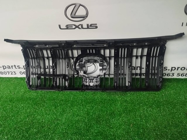 Решітка радіатора 5310160E90 TOYOTA