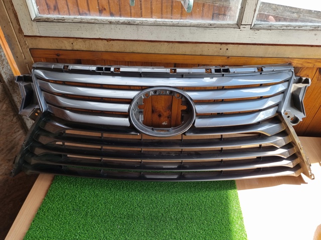 Решітка радіатора 5311148320 TOYOTA