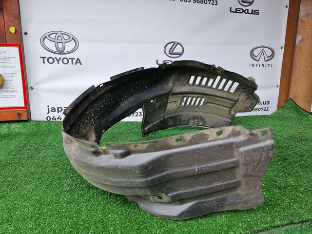 Підкрилок переднього крила, правий 5380560120 TOYOTA
