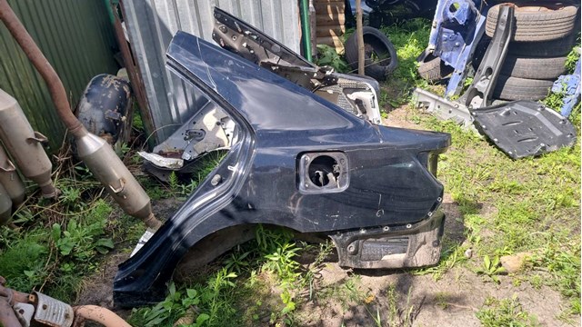 Крило заднє ліве 6160233200 TOYOTA