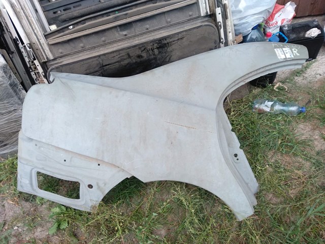 Бічна частина задні праві 6161105100 TOYOTA